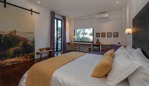 Superior Suite