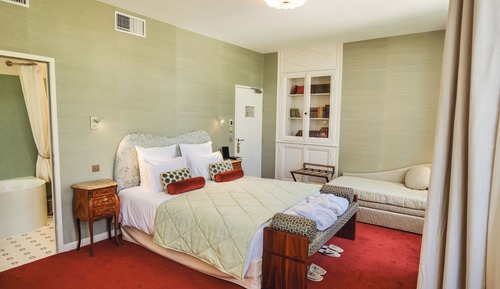 Superior Suite, 1 King Bed with Sofa bed