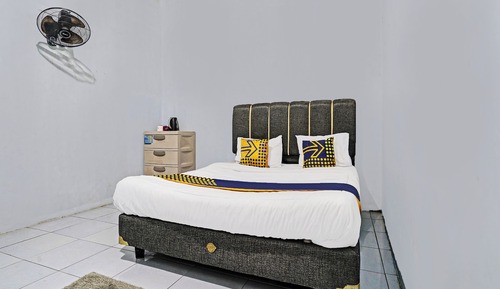 Economy Double Room