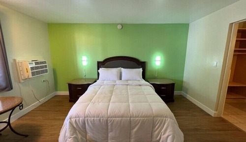 Deluxe Double Room, 1 Queen Bed, Non Smoking