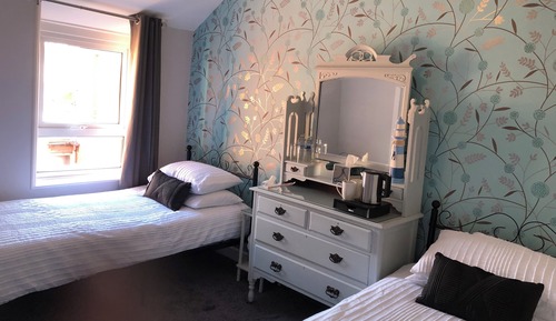 Twin Room (Room 5)