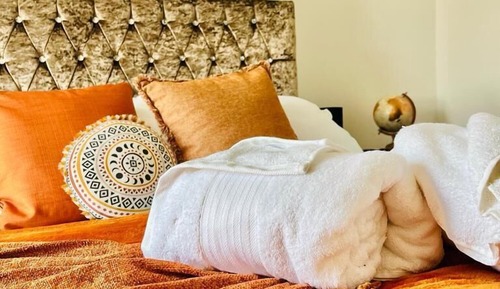 Signature Double Room, Shared Bathroom