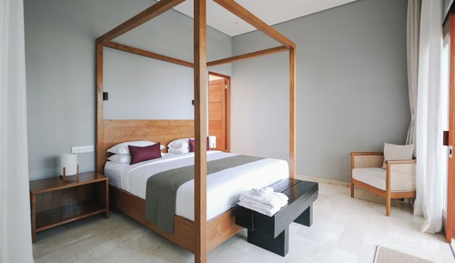 Junior Studio Suite