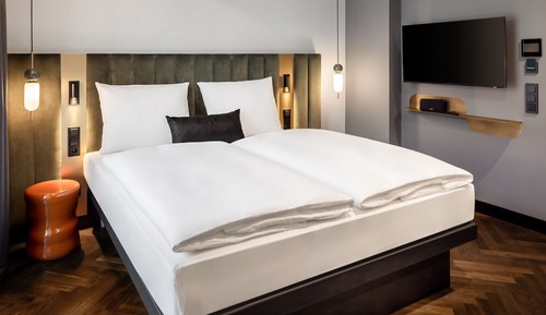 Superior Double Room, 1 King Bed, Non Smoking, Balcony
