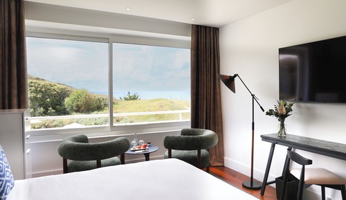 Premium Suite, 1 Queen Bed
