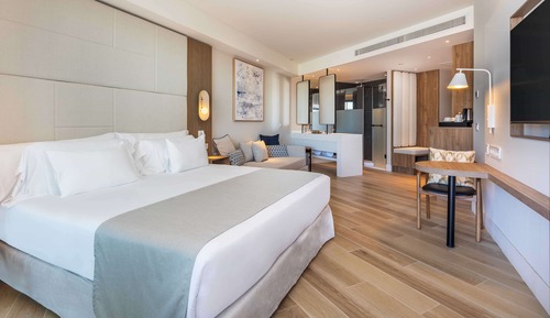 Deluxe Room, Partial Sea View