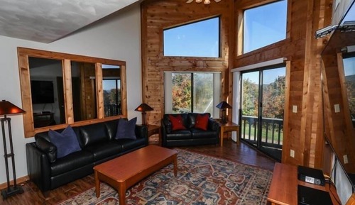 Condo, 3 Bedrooms