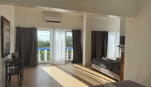Deluxe Bungalow