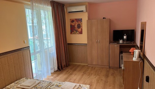 Basic Double or Twin Room