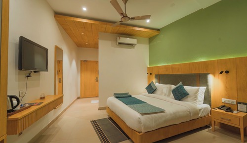 Deluxe Mountain View