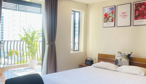 Panoramic Apartment, 1 King Bed, Balcony, City View