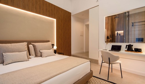 Luxury Room