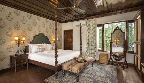 Barkley Executive Suite