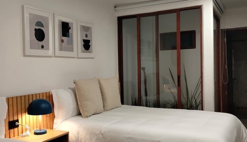 Basic Quadruple Room (2)