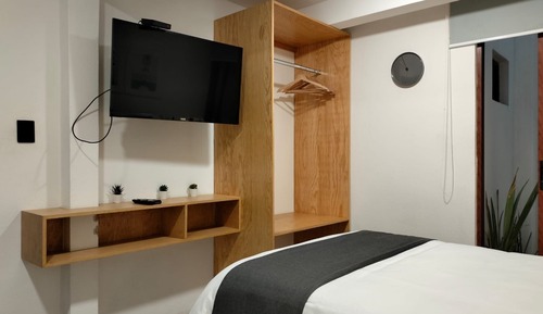 Double Room (7)