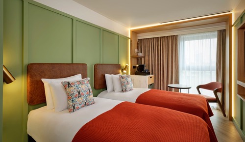 Deluxe Room, 2 Twin Beds, Non Smoking, City View