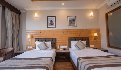 AC Deluxe Twin Room