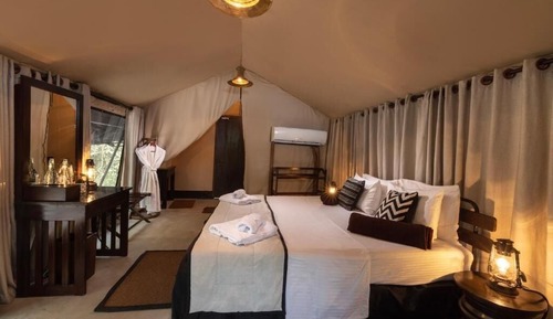 Deluxe Tent