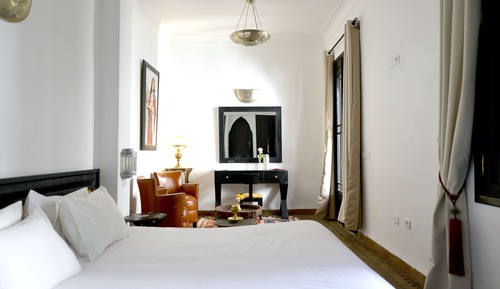 Junior Suite, 1 King Bed
