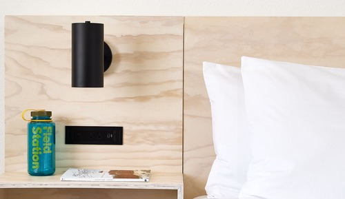 Double Room (King + Double Queen Bunk)