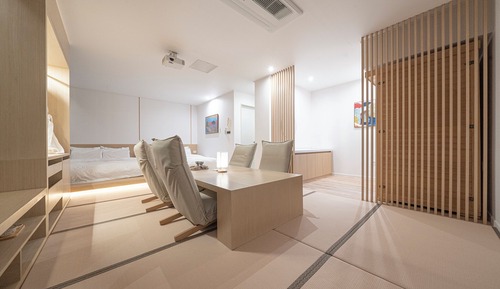 Party & Tatami
