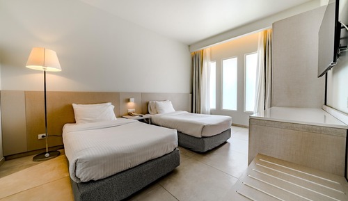 Family Room, Multiple Beds