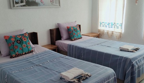 Economy Room