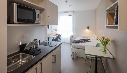 Economic studio, 1 large single bed