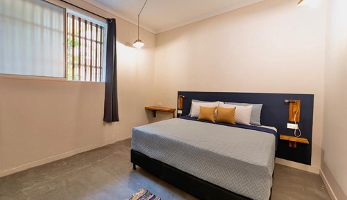Standard Room, 1 Queen Bed, Ensuite