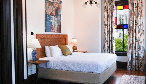 Columbian Heights King Room