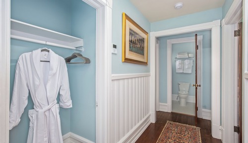 Baldwin Double Queen Room