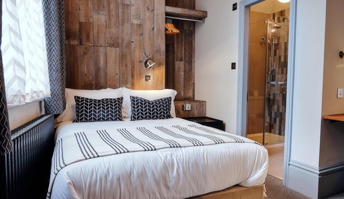 CABIN DOUBLE