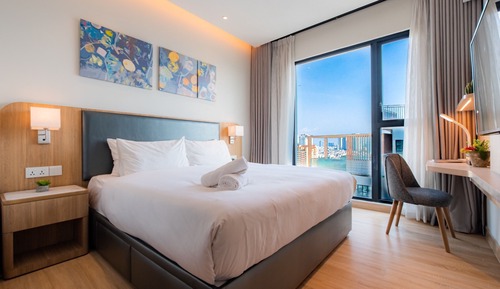 Deluxe Apartment