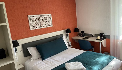 Chambre double avec douche