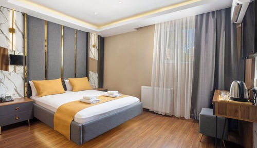 Basic Double Room