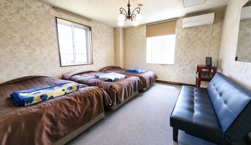 Basic Triple Room