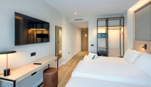 Classic Twin Room