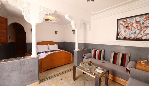 Deluxe Suite