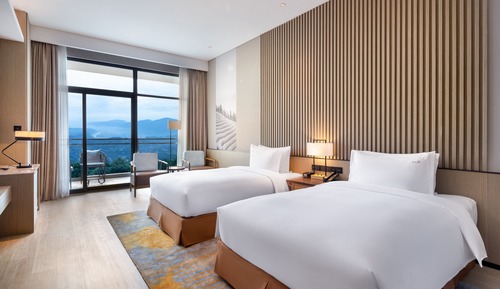 Premium Room, 2 Twin Beds, Mountain View