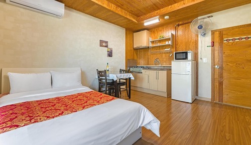 Basic Room, 1 Bedroom (Pegasus)