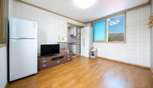 Basic Room, 1 Bedroom (201)