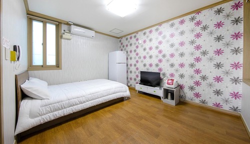 Basic Room, 1 Bedroom (102)