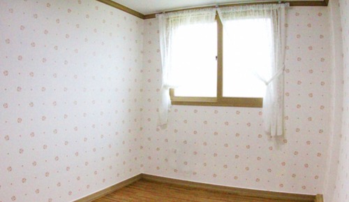 Room (Lilac)