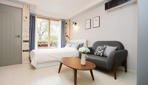 Room (Stay l)