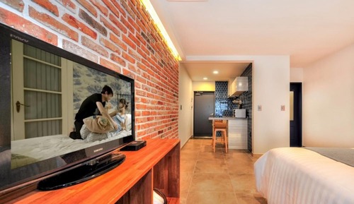 Room (GS201)