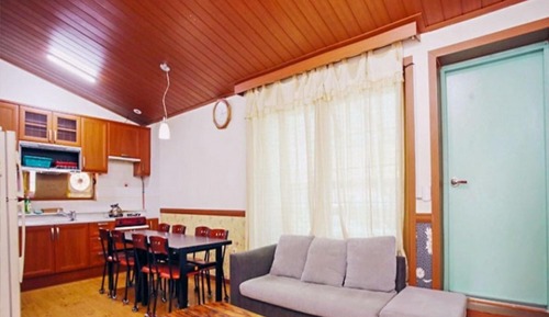 Room (Executive-Group Room)