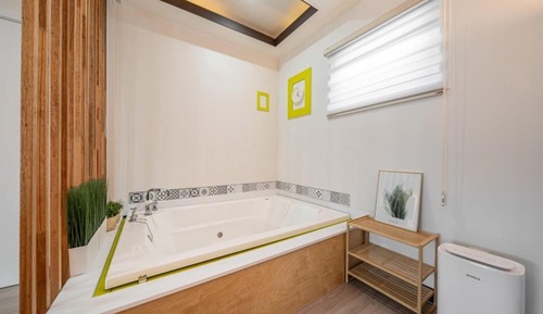 Room (A3 (Spa 4 people Available Only for F)