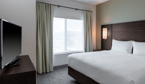 Suite, 1 Bedroom (Hearing Accessible)