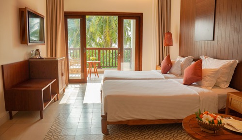 Pax Sea View Room with 2 Single Beds