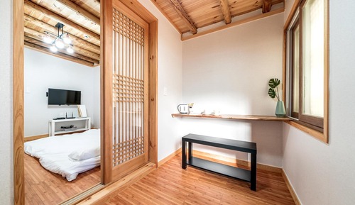 Basic Room, 1 Bedroom (Medum)